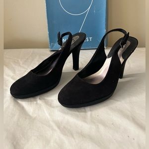 Nine West - Black Suede Pumps - Size 6M